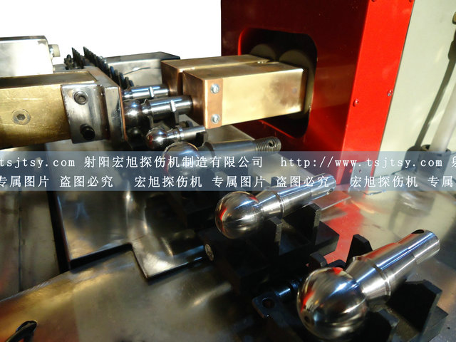 產品名稱:球頭銷專用熒光磁粉探傷機
產品型號:HCDG-2000
產品規格:熒光、二工位流水線